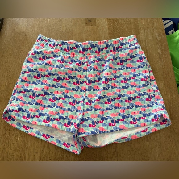 Vineyard vines whale pull on shorts size large NWT - Picture 1 of 4